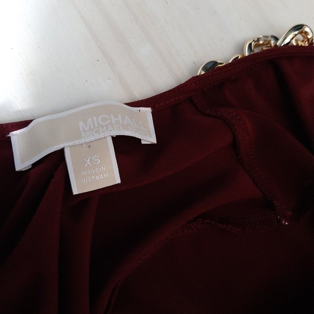 Michael Kors burgundy top - Picture 3 of 3